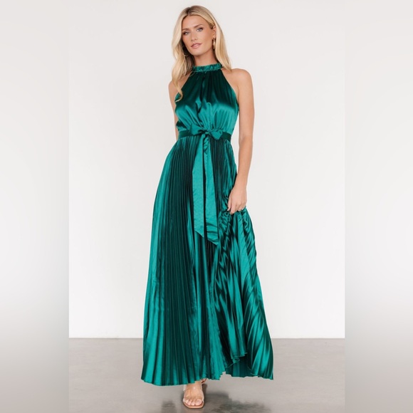 Kld Signature Dresses & Skirts - NWT KLD Signature Chic Teal Sleeveless Maxi Dress